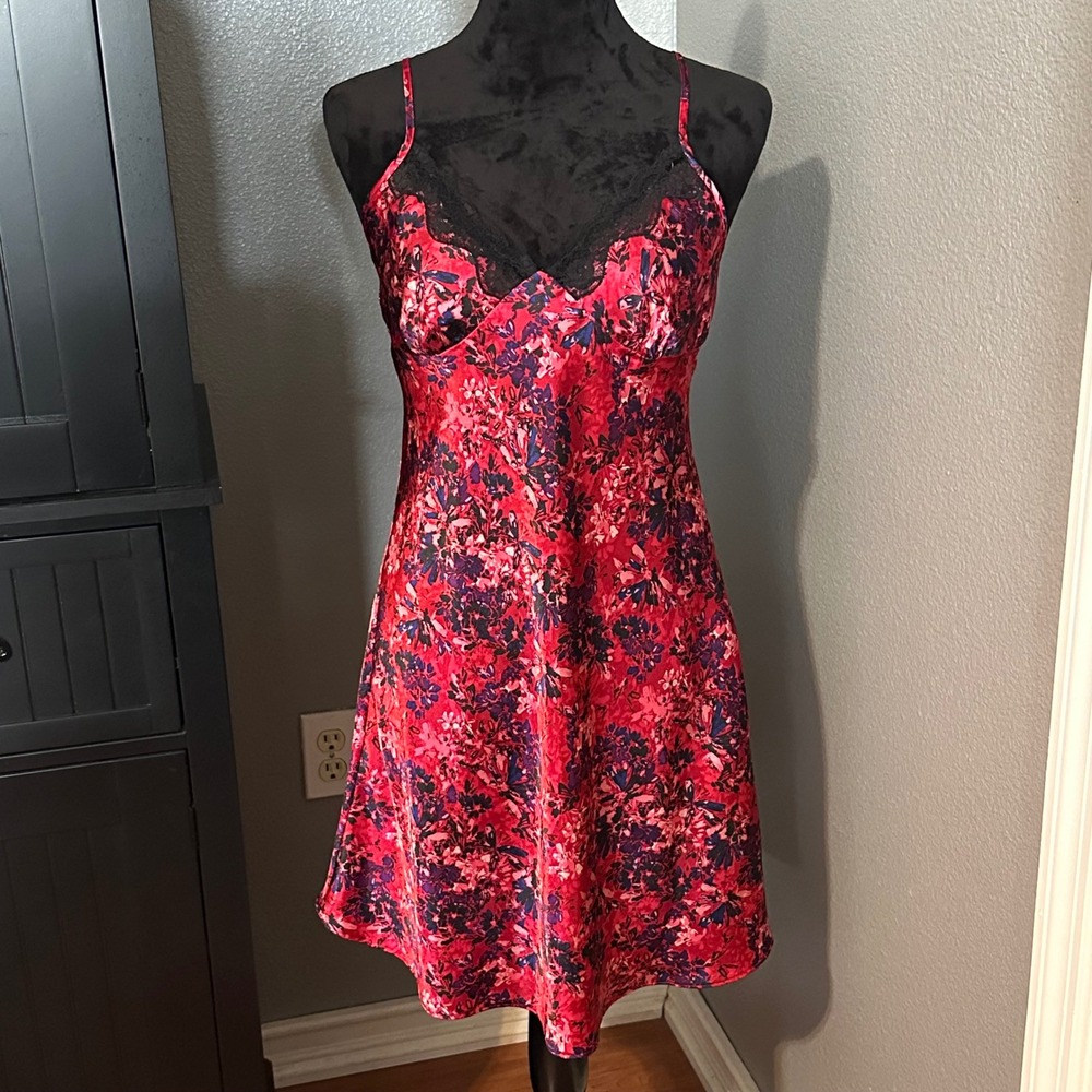Ambrielle Nightgown Small Red Floral Satin Slip Dress Lace Trim Chemise Coquette